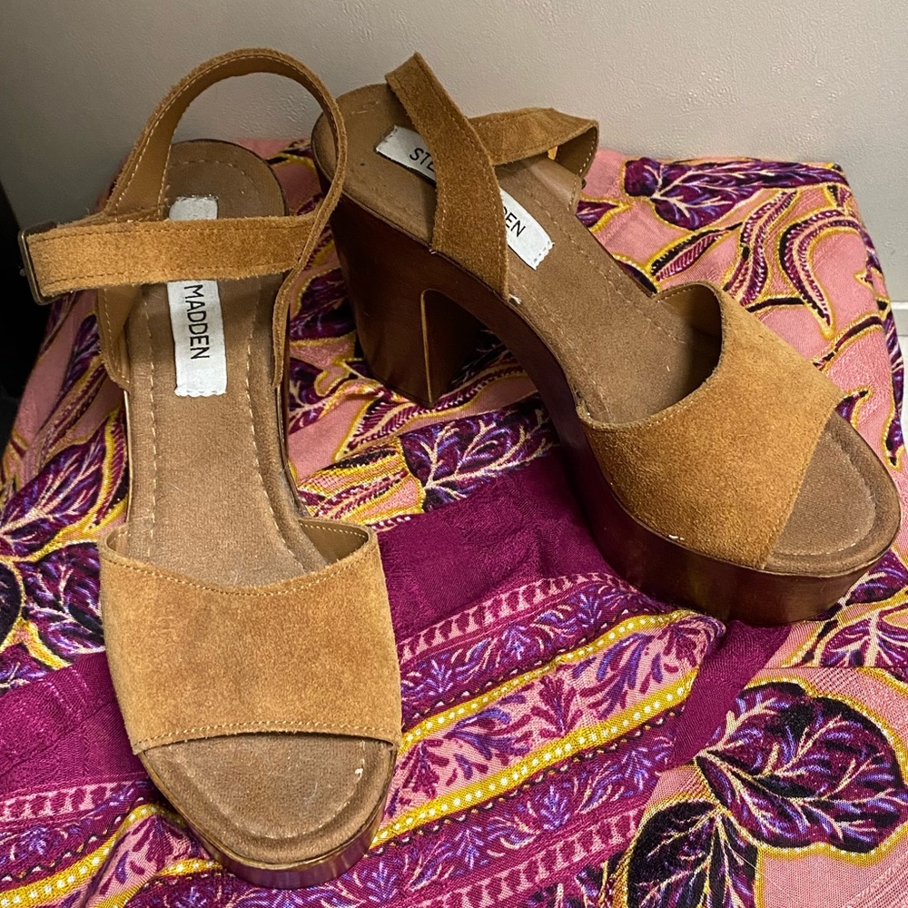 Steve Madden Suede Heels